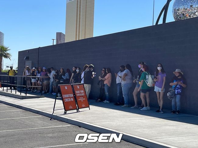 방탄소년단 사진 전시회 'BEHIND THE STAGE : PERMISSION TO DANCE'가 열리는 AREA15 /seunghun@osen.co.kr