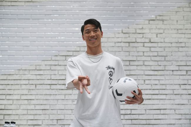 [사진] 황희찬 / B THE HC 제공.