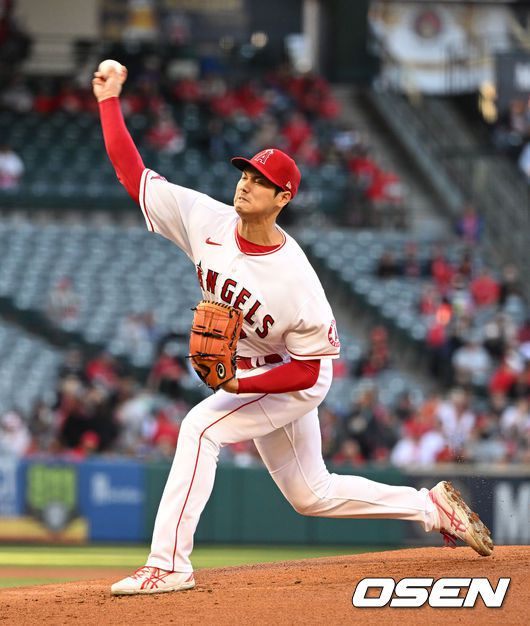 [OSEN=애너하임(미국 캘리포니아주), 최규한 기자]1회초 에인절스 오타니가 역투하고 있다. 2022.05.27 /dreamer@osen.co.kr