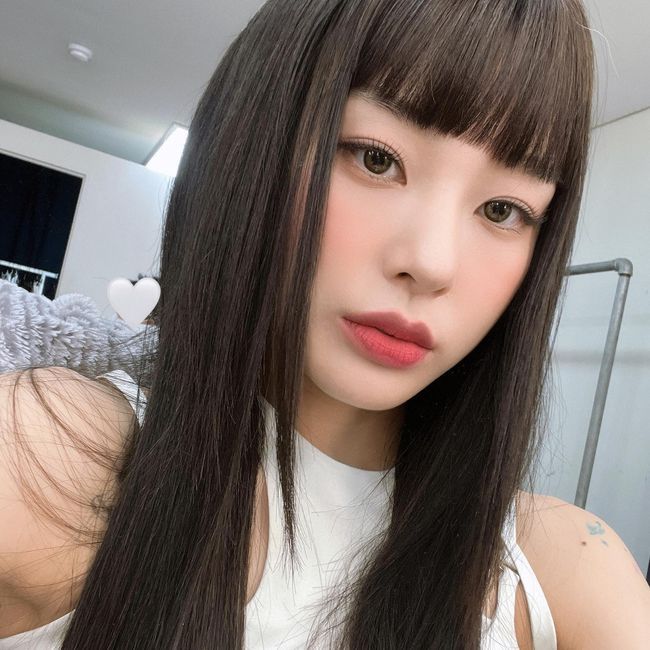 [OSEN=파주,박준형 기자] 11일 오후 경기도 파주시 CJ ENM 스튜디오 센터에서 2021 엠넷 아시안 뮤직 어워즈(2021 Mnet ASIAN MUSIC AWARDS, MAMA) 시상식이 진행됐다.시상식 앞서 진행된 레드카펫 행사에서 노제가 포즈를 취하고 있다.  2021.12.11 / soul1014@osen.co.kr