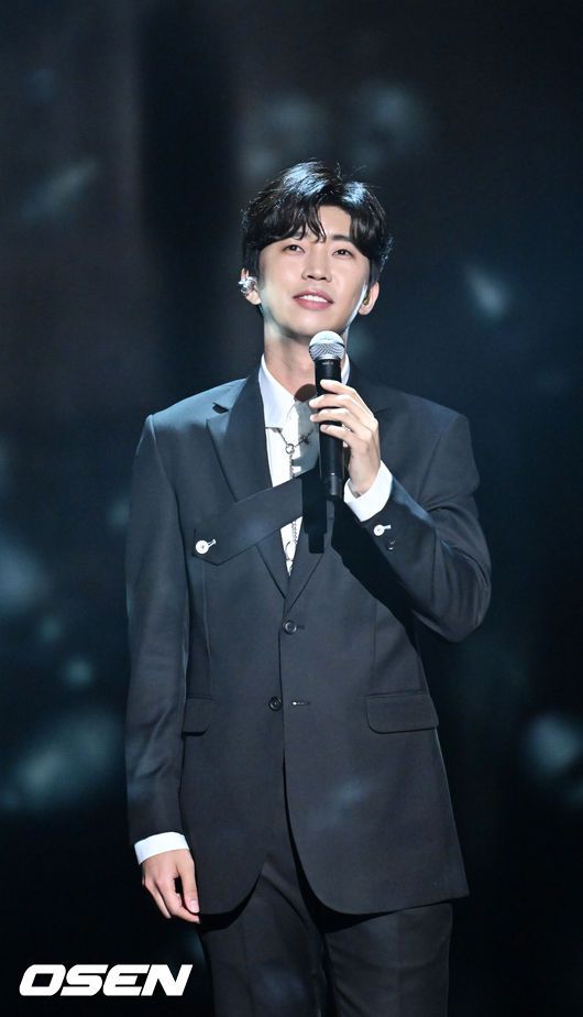 [OSEN=민경훈 기자]가수 임영웅이 열창을 하고 있다. 2022.01.27 /rumi@osen.co.kr