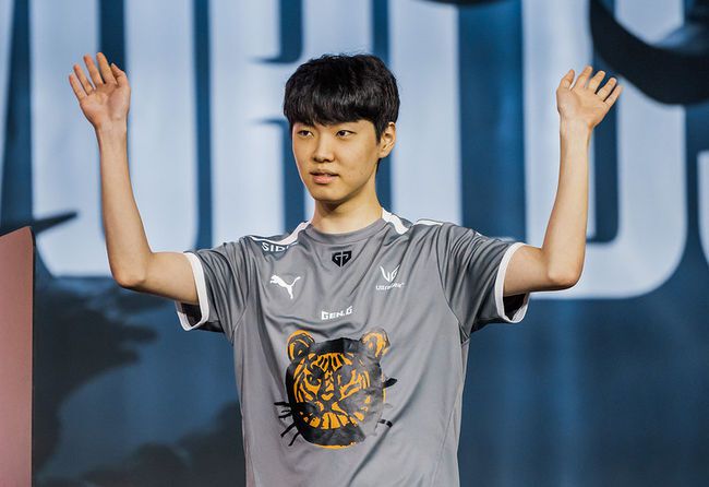 라이엇게임즈 플리커.