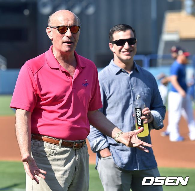 다저스 스텐 카스텐 회장과 앤드류 프리드먼 사장 /OSEN DB
