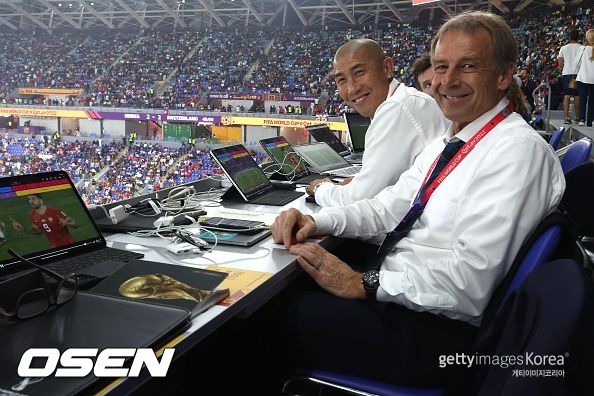 [사진] 차두리와 클린스만 감독 / ⓒGettyimages(무단전재 및 재배포 금지)