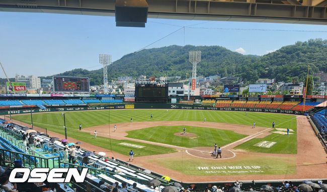 홈런레이스 우승을 차지한 광주일고 배강. /한화 이글스 제공