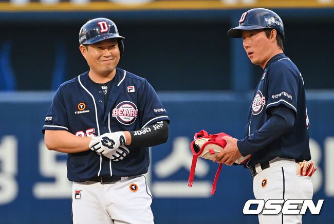 [OSEN=창원, 이석우 기자]두산 베어스 양의지가 1회초 안타를 치고 기뻐하고 있다. 2023.05.31 / foto0307@osen.co.kr