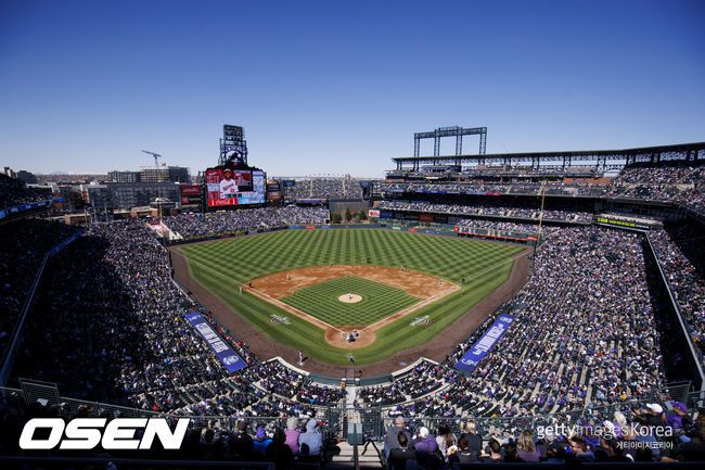 [사진] 쿠어스 필드. ⓒGettyimages(무단전재 및 재배포 금지)
