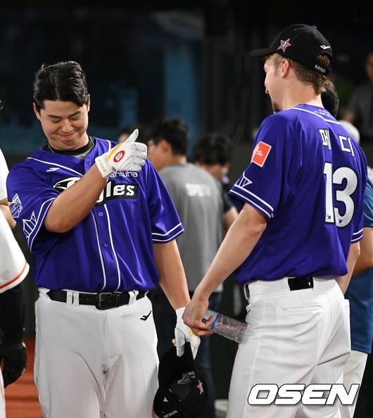[OSEN=김성락 기자] 한화 노시환, NC 에릭 페디. 2023.07.14 /ksl0919@osen.co.kr