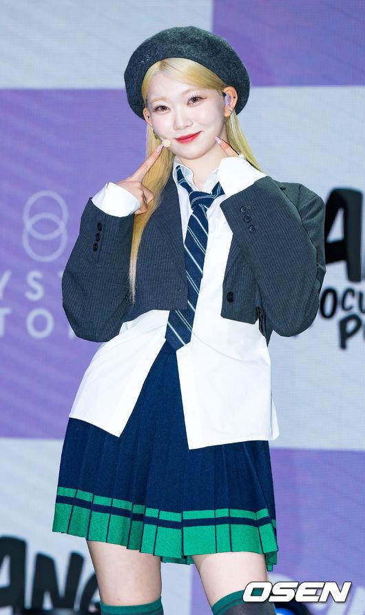 [OSEN=민경훈 기자]빌리 츠키가 무대 위에서 포토타임을 하고 있다. 2023.10.23 /rumi@osen.co.kr