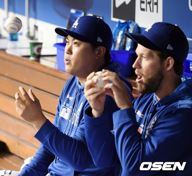LA 다저스 시절 류현진, 클레이튼 커쇼. /OSEN DB