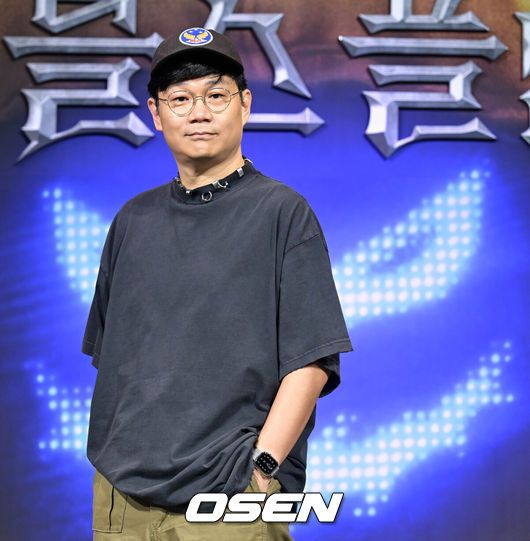 [OSEN=조은정 기자] 18일 서울 앰배서더 서울 중구 앰배서더 서울 풀만 호텔에서 넷플릭스 예능 ‘데블스 플랜’ 제작발표회가 열렸다.전종연 PD가 포즈를 취하고 있다. 2023.09.18 /cej@osen.co.kr