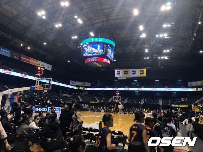 [사진] 5주 전부터 홍보하는 한국의 날