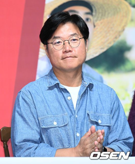 [OSEN=박준형 기자]이태경 PD와 혜리가 포즈를 취하고 있다.  2023.03.09 /  soul1014@osen.co.kr