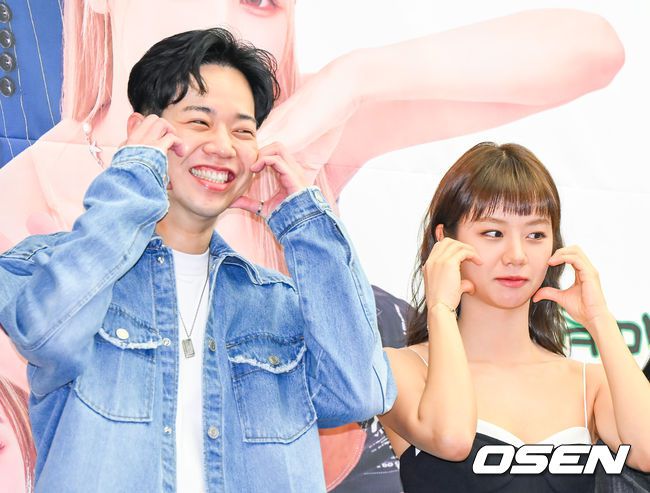 [OSEN=조은정 기자] 18일 서울 앰배서더 서울 중구 앰배서더 서울 풀만 호텔에서 넷플릭스 예능 ‘데블스 플랜’ 제작발표회가 열렸다.전종연 PD가 인터뷰를 하고 있다. 2023.09.18 /cej@osen.co.kr