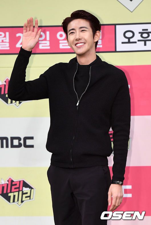 [OSEN=김성락 기자] 27일 서울 광진구 파이팩토리 스튜디오에서 한 하이 주얼리 브랜드의 포토월 행사가 열렸다. 배우 박형식이 취재진을 향해 포즈를 취하고 있다. 2023.07.27 /ksl0919@osen.co.kr