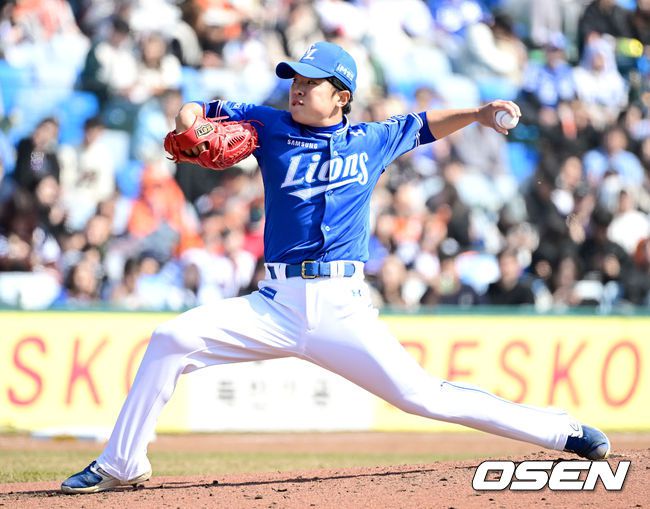 [OSEN=대전, 최규한 기자] 10일 대전 한화생명이글스파크에서 ‘2024 신한은행 SOL KBO리그’ 시범경기 한화 이글스와 삼성 라이온즈의 경기가 열렸다.3회말 삼성 선발 이승민이 힘차게 공을 뿌리고 있다. 2024.03.10 / dreamer@osen.co.kr