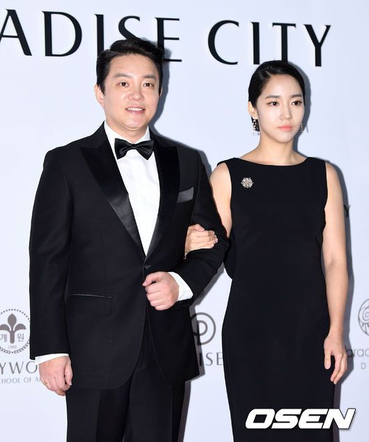 [OSEN=지형준 기자]통역사 이윤진이 포즈를 취하고 있다. /jpnews@osen.co.kr