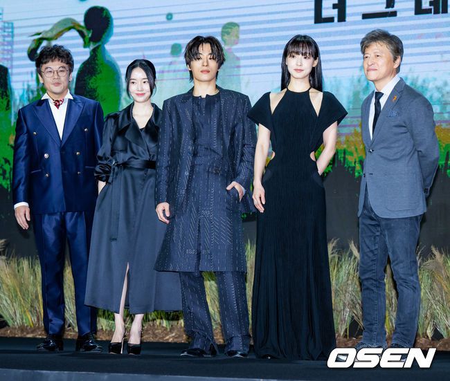 [OSEN=민경훈 기자] 넷플릭스 오리지널 시리즈 '기생수: 더 그레이' 제작발표회가 26일 오후 서울 용산구 서울드래곤시티 그랜드볼룸에서 열렸다.2024.03.26 / rumi@osen.co.kr