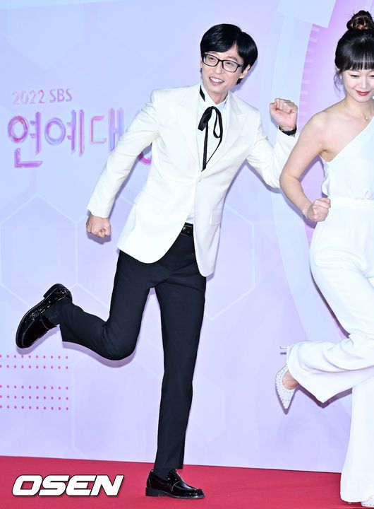 [OSEN=일산,박준형 기자]신동엽이 포즈를 취하고 있다. / soul1014@osen.co.kr