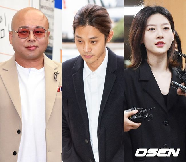 [OSEN=민경훈 기자] '음주 뺑소니' 혐의로 구속영장이 청구된 가수 김호중이24일 서울중앙지법에서 구속 전 피의자 심문(영장실질심사)을 가졌다.검찰은 전날 경찰의 신청에 따라 김호중에 대해 특정범죄가중처벌법상 위험운전치상, 도주치상 등 혐의로 구속영장을 청구했다. 그의 소속사 대표와 전 본부장에 대해서도 구속영장이 청구됐다.가수 김호중이 구속영장실질심사를 마친 뒤 법원을 나서고 있다.. 2024.05.24 /rumi@osen.co.kr