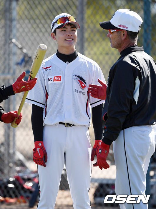 190208 KT 박민석.