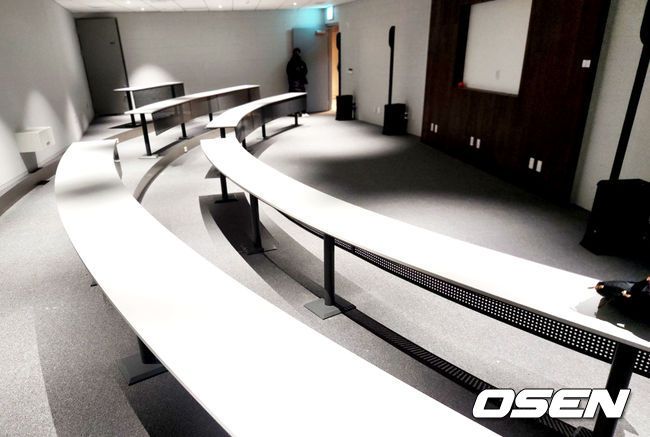 [OSEN=이상학 기자] 대전 한화생명볼파크 인터뷰실. 선수단 회의실도 같은 구조다. /waw@osen.co.kr