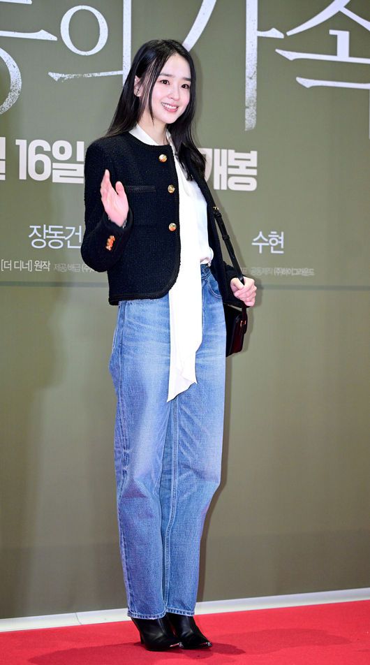 [OSEN=최규한 기자] 4일 오전 서울 장충동 엠버서더 서울 풀만 그랜드볼룸에서 ‘제13회 MBN 여성스포츠대상’이 열렸다.이번 시상식에는 태권도 김유진, 사격 반효진, 탁구 신유빈, 사격 양지인, 골프 이예원, 양궁 임시현, 복싱 임애지, 알파인스키 최사라, 유도 허미미, 유도감독 김미정 등이 대상 후보에 올랐다.전 체조선수 손연재가 시상자로 나서 인사말을 전하고 있다. 2024.12.04 / dreamer@osen.co.kr