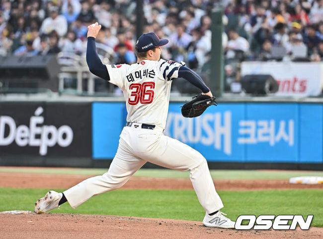 [OSEN=부산, 이석우 기자] 7일 부산 사직야구장에서 2025 신한 SOL 뱅크 KBO 리그 롯데 자이언츠와 SSG 랜더스의 경기가 열렸다. 홈팀 롯데는 데이비슨, 방문팀 SSG는 송영진이 선발 출전했다.롯데 자이언츠 선발 투수 데이비슨이 역투하고 있다. 2025.05.07 / foto0307@osen.co.kr