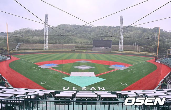 [OSEN=울산, 이석우 기자] 지난 8일 KBO는 NC 다이노스 구단의 요청에 따라, NC가 울산 문수야구장을 2025 시즌 임시 대체 홈구장으로 사용하는 것을 승인했다. 울산 문수야구장을 대체 홈구장으로 확정한 NC 구단은 울산시와의 협의를 통해 울산시가 문수야구장의 전체 유지, 관리, 보수를 책임을 지기로 했다. NC 다이노스는 오는 16일부터 18일까지 울산 문수야구장에서 키움 히어로즈와의 경기를 시작으로 관람 정보를 포함한 세부 사항을 구단 공식 홈페이지와 SNS를 통해 안내할 예정이다. 2025.05.09 / foto0307@osen.co.kr