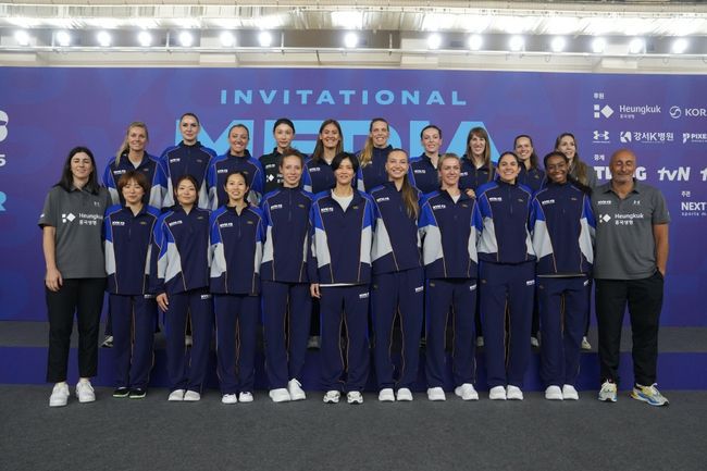 024-2025시즌을 끝으로 은퇴한 ‘배구여제’ 김연경이 세계적인 스타들과 함께 뜻깊은 시간을 보냈다. / OSEN DB