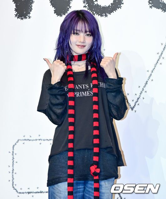 [OSEN=지형준 기자] 19일 오후 서울 역삼동 조선팰리스 강남에서 아이들 미니 8집 'We are' 기자간담회가 열렸다.'We are'에는 타이틀곡 'Good Thing', 선공개곡 'Girlfriend'를 비롯해 'Love Tease', 'Chain', 'Unstoppable', '그래도 돼요' 등 총 여섯 개의 트랙이 수록됐다. '우리'로 새로운 시작을 알리는 앨범답게 아이들 멤버 전원이 참여해 의미를 더했다.아이들 민니가 포즈를 취하고 있다. 2025.05.19 /jpnews@osen.co.kr