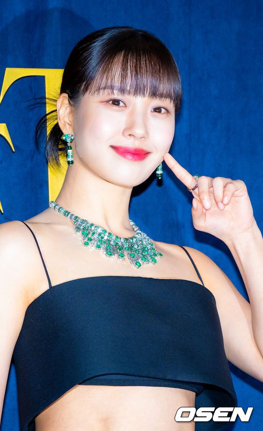 [OSEN=민경훈 기자] 배우 고민시가 27일 오후 서울 광진구 광장동의 한 리조트에서 진행된 브랜드 포토 행사에 참석했다.한편, 고민시는 최근 드라마 ‘당신의 맛’ 출연을 확정했다.배우 고민시가 입장하며 포즈를 취하고 있다. 2024.11.27 / rumi@osen.co.kr