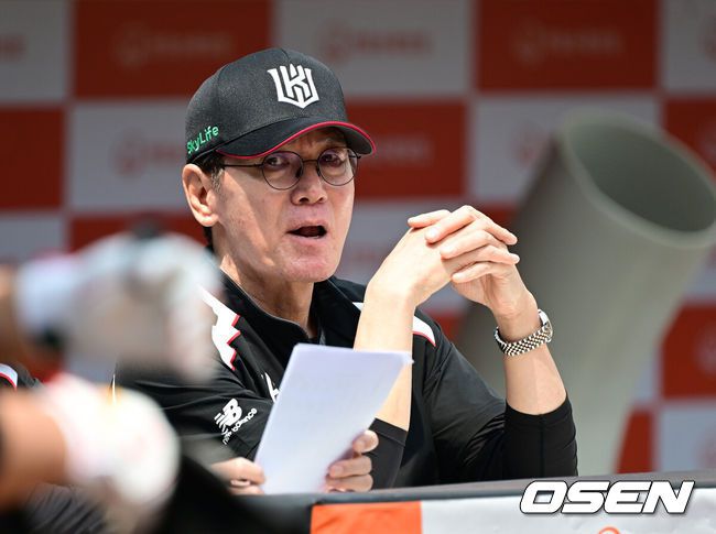 [OSEN=김성락 기자] KT 위즈 이강철 감독. 2025.06.04 / ksl0919@osen.co.kr