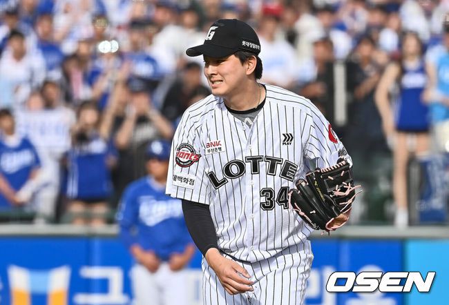 [OSEN=부산, 이석우 기자] 롯데 자이언츠 김원중 066 2025.05.18 / foto0307@osen.co.kr