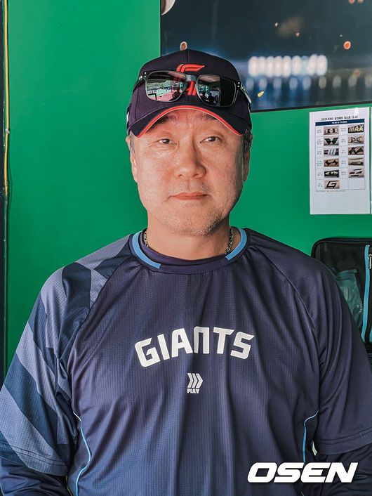 롯데 김상진 코치