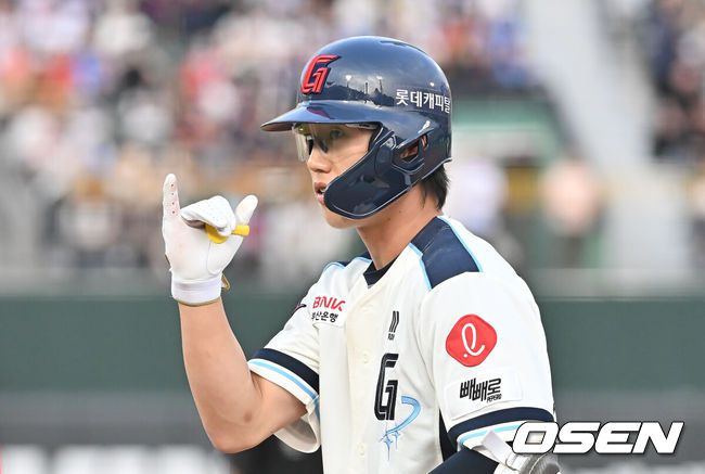 [OSEN=부산, 이석우 기자] 롯데 자이언츠 전민재 / foto0307@osen.co.kr