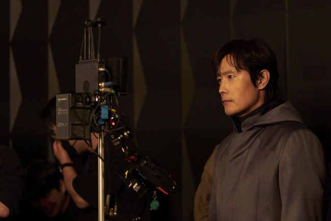 Squid Game S3 Lee Byung-hun as Frontman in Squid Game S3 Cr. No Ju-han/Netflix  2025