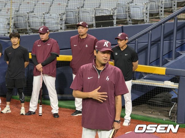 키움 히어로즈 설종진 감독대행. /OSEN DB