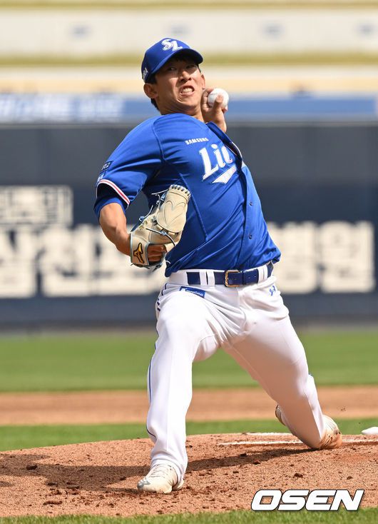 [OSEN=조은정 기자]삼성 허윤동이 힘차게 공을 던지고 있다. /cej@osen.co.kr