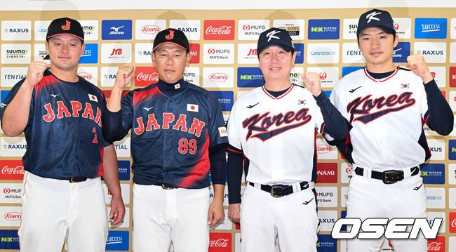 [OSEN=도쿄(일본), 조은정 기자]14일 일본 도쿄돔에서 월드베이스볼클래식(WBC) 대비 한일 평가전을 앞두고 공식 기자회견이 열렸다.한국 대표팀은 오는 14일까지 훈련을 하고 15일과 16일 일본과 두 차례 평가전을 치른다.일본 마키 슈고(왼쪽부터), 이바타 히로카즈 감독, 한국 류지현 감독, 박해민이 포즈를 취하고 있다. 2025.11.14 /cej@osen.co.kr