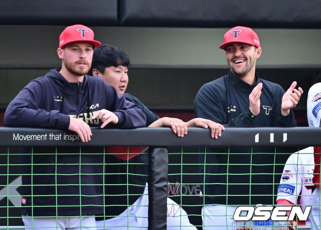 KIA 제임스 네일과 아담 올러./OSEN DB