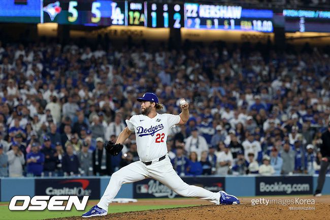 [사진] 클레이튼 커쇼의 현역 마지막 투구. ⓒGettyimages(무단전재 및 재배포 금지)
