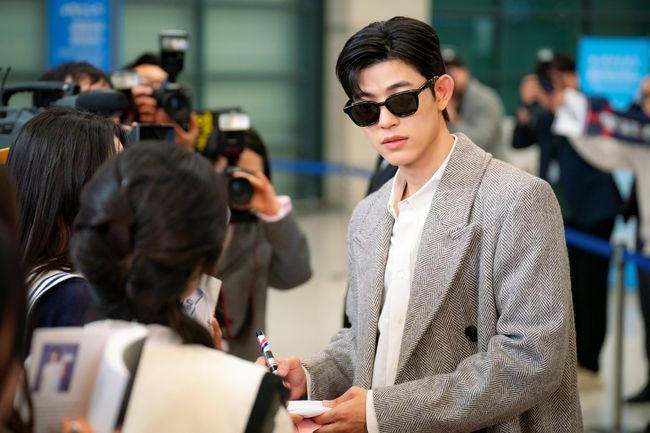 스튜디오S, 빈지웍스, 모그필름 제공