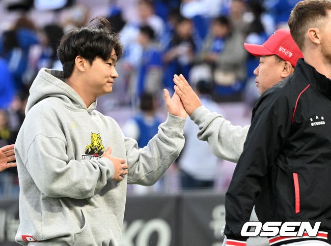 KIA 곽도규와 이범호 감독./OSEN DB