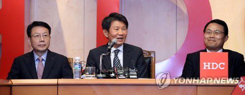 기자회견하는 정몽규 회장[연합뉴스 자료사진]