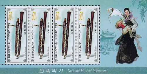 LS그룹 3세 이상현 태인 대표, 국악박물관에 남북음악우표 기증(서울=연합뉴스) LS그룹 3세 경영인인 이상현 태인 대표가 국립국악박물관에 남북한 전통음악우표 370장을 기증했다고 회사 측이 10일 밝혔다.
    이 대표는 LS그룹 첫 회장인 구태회 LS전선 명예회장의 외손자로, 민간 남북협력 활동가이자 북한 우표 전문가다.
    사진은 이상현 대표가 국립국악박물관에 기증한 북한 계량악기 '저음피리' 우표. 
    [태인 제공. 재판매 및 DB 금지] photo@yna.co.kr