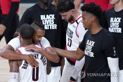 기뻐하는 포틀랜드 선수들[AP=연합뉴스 자료사진]