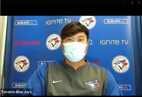 23일 등판 후 현지 언론과 화상 인터뷰하는 류현진[토론토 블루제이스 화상 인터뷰 캡처. 재판매 및 DB 금지]