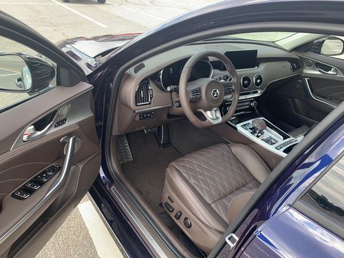 스팅어 마이스터 실내[촬영 최윤정]