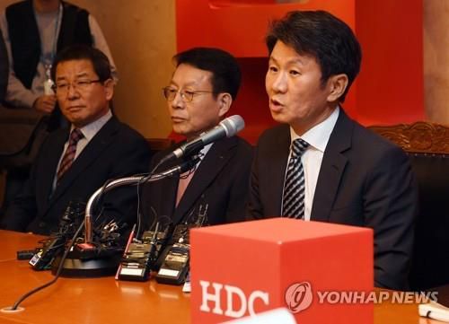 정몽규 HDC현산 회장의 아시아나항공 인수 관련 기자회견 모습  [연합뉴스 자료사진]